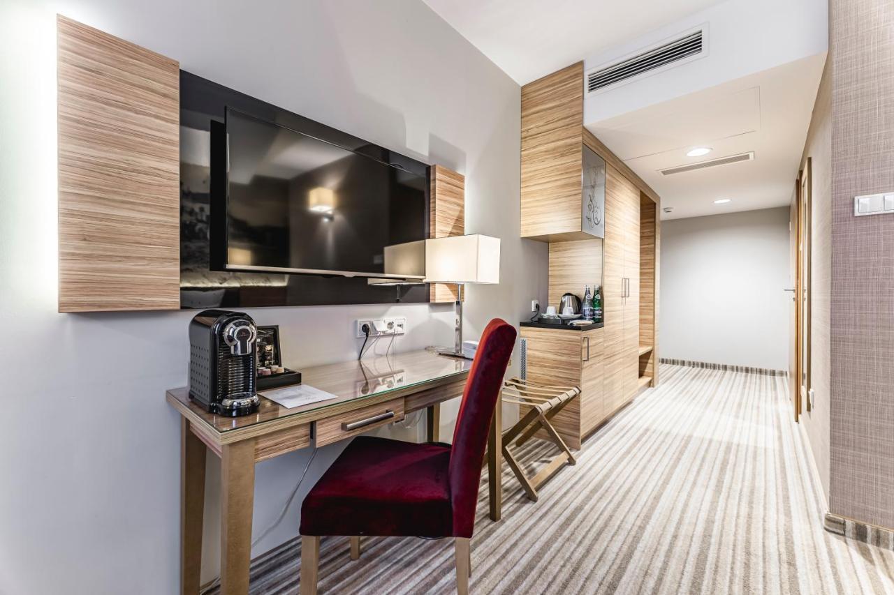 Hotel Wieniawski Люблин Екстериор снимка