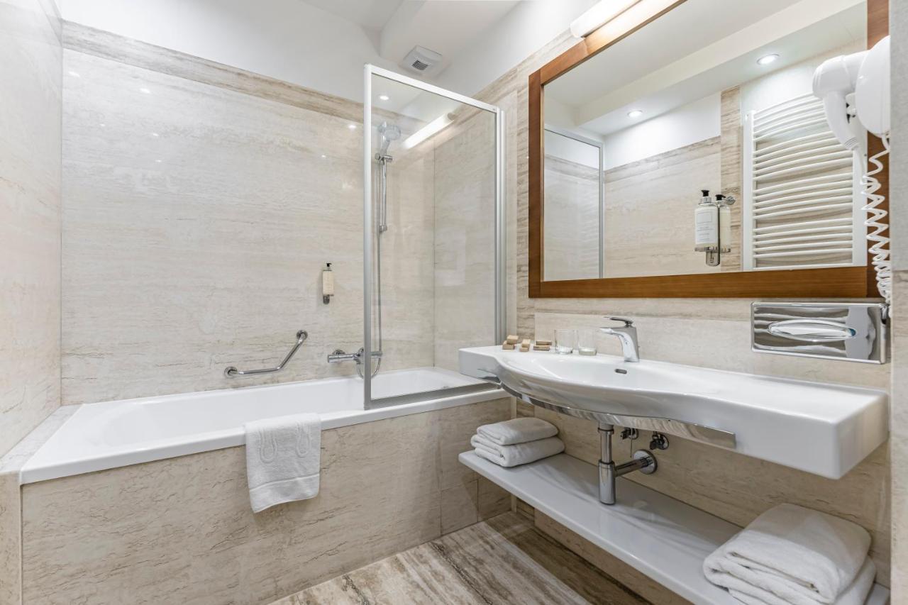 Hotel Wieniawski Люблин Екстериор снимка